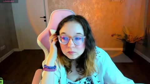 Aleks online show from April 2026 01:33:01 AM