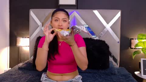 Snapshot of aleksa_way chatting on April 2026 01:11:01 PM Aleksa online show from April 2026 01:11:01 PM