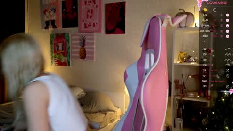 Lexi online show from December 2024 04:09:01 AM