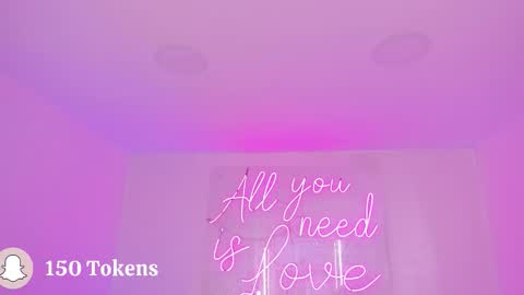 Aleksandra  online show from February 2026 12:54:01 PM