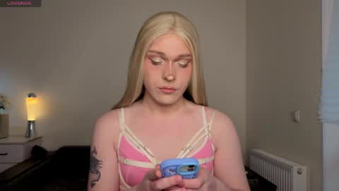 Snapshot of alena_dubai chatting on April 2026 02:34:01 PM ALENA INDEPENDENT MODEL online show from April 2026 02:34:01 PM