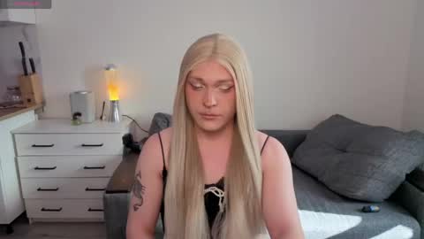 Snapshot of alena_dubai chatting on April 2026 02:29:01 PM ALENA INDEPENDENT MODEL online show from April 2026 02:29:01 PM