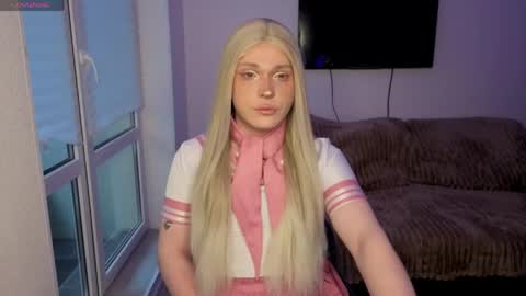 Snapshot of alena_dubai chatting on April 2026 05:05:01 AM ALENA INDEPENDENT MODEL online show from April 2026 05:05:01 AM