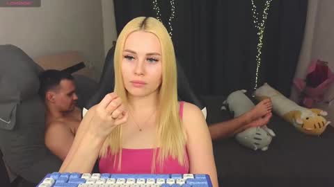 Alena online show from March 2025 04:33:02 PM