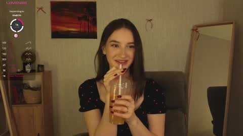 Snapshot of alena_navi chatting on March 2026 01:25:01 PM Alena online show from March 2026 01:25:01 PM