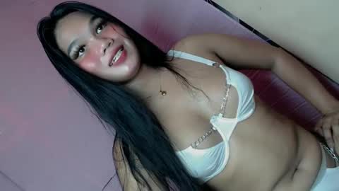 Snapshot of alena_sanggre69 chatting on January 2025 12:28:01 AM Kimmygirl online show from January 2025 12:28:01 AM