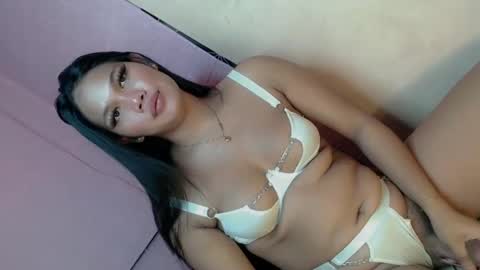 Snapshot of alena_sanggre69 chatting on January 2025 07:32:01 PM Kimmygirl online show from January 2025 07:32:01 PM