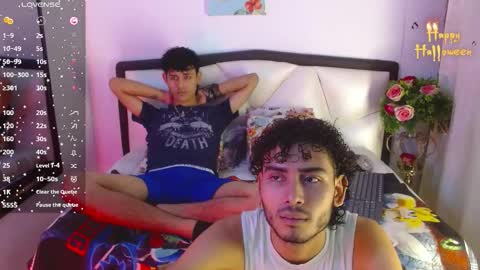 Snapshot of alenders chatting on October 2025 02:12:01 PM ALENDERS online show from October 2025 02:12:01 PM