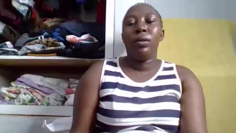 Noreen Kennth and Emilly online show from October 2025 06:19:01 PM