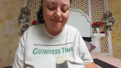 alesha_arabian_ online show from December 2025 05:24:01 AM