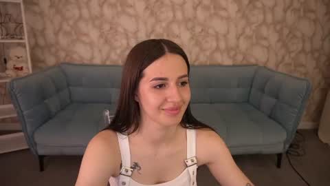 Snapshot of alesiadessmond chatting on June 2026 07:05:01 PM alesiadessmond online show from June 2026 07:05:01 PM