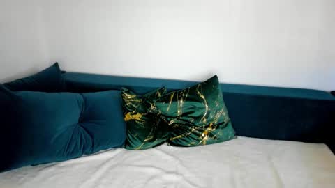 Alesiasin online show from March 2026 09:05:02 AM