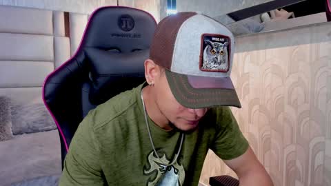 Alessandro King online show from January 2025 02:58:01 PM