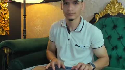 Alessandro King online show from June 2026 10:42:01 PM