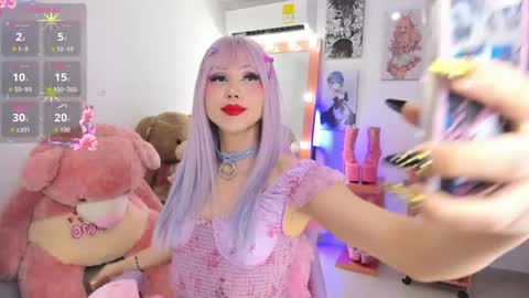 Alessa online show from April 2026 06:52:01 PM