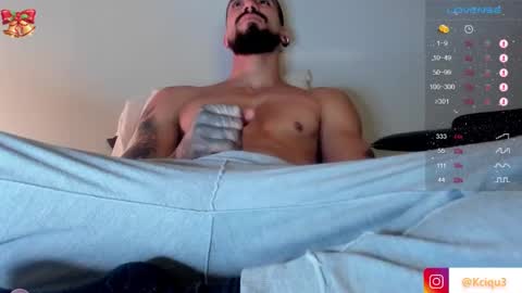 Snapshot of alessandro_dibellucci chatting on December 2024 07:00:01 AM Kciqu3 Independent model online show from December 2024 07:00:01 AM