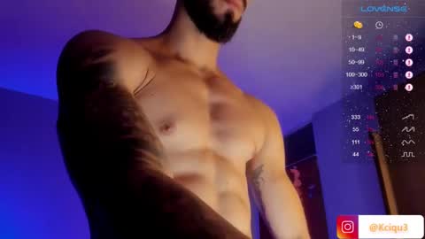 Snapshot of alessandro_dibellucci chatting on January 2025 02:47:01 AM Kciqu3 Independent model online show from January 2025 02:47:01 AM