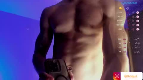 Snapshot of alessandro_dibellucci chatting on January 2025 11:26:01 PM Kciqu3 Independent model online show from January 2025 11:26:01 PM