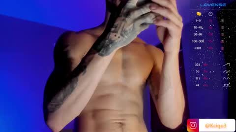 Snapshot of alessandro_dibellucci chatting on February 2025 11:47:02 PM Kciqu3 Independent model online show from February 2025 11:47:02 PM