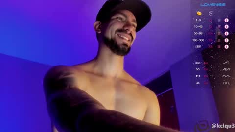 Snapshot of alessandro_dibellucci chatting on March 2025 09:59:01 PM Kciqu3 Independent model online show from March 2025 09:59:01 PM