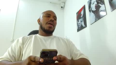 Snapshot of alessandro_hamed chatting on March 2026 01:28:01 PM alessandro hamed online show from March 2026 01:28:01 PM