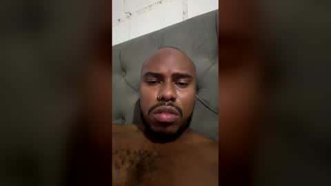 Snapshot of alessandro_hamed chatting on April 2026 10:51:01 PM alessandro hamed online show from April 2026 10:51:01 PM