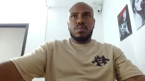 Snapshot of alessandro_hamed chatting on April 2026 02:40:01 PM alessandro hamed online show from April 2026 02:40:01 PM