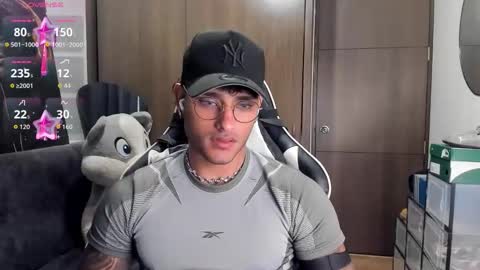 Alessandro Vanni online show from October 2025 02:15:01 AM