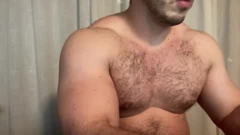 Alessandrobuilder online show from November 2025 02:34:01 AM