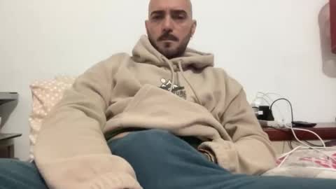 alessandromori91 online show from January 2026 10:00:02 PM