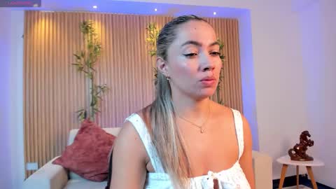 Alessia  Everyday From 0530 to 1430 Col Time online show from December 2025 12:31:02 PM