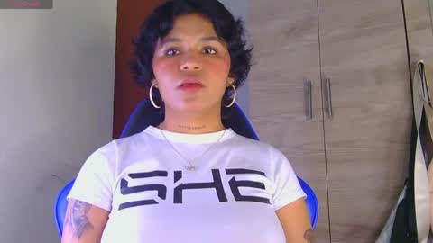 Snapshot of alessia_temptation chatting on May 2026 05:56:02 AM alessia_temptation online show from May 2026 05:56:02 AM