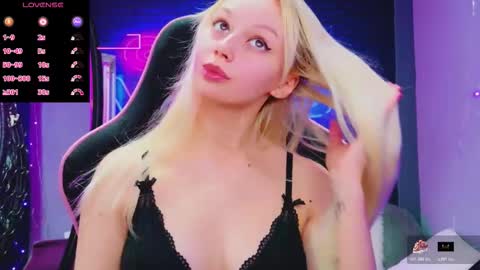 Snapshot of alessiacroft chatting on March 2026 05:22:01 AM alessiacroft online show from March 2026 05:22:01 AM