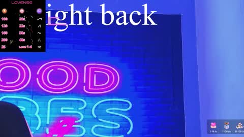 Snapshot of alessiacroft chatting on March 2026 06:08:01 AM alessiacroft online show from March 2026 06:08:01 AM