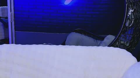 Snapshot of alessiacroft chatting on April 2026 04:13:02 AM alessiacroft online show from April 2026 04:13:02 AM