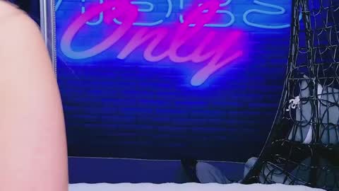 alessiacroft online show from May 2026 04:41:02 AM