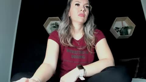 alesys69 online show from April 2026 09:06:02 PM