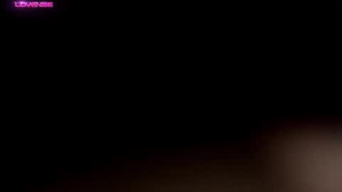 Aleszia online show from December 2025 07:21:02 PM