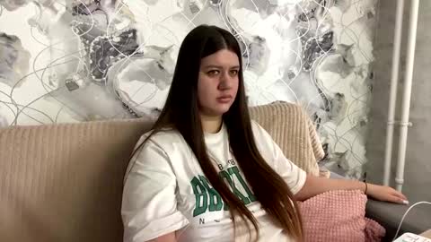 Aletta Oushen online show from February 2025 08:17:01 AM