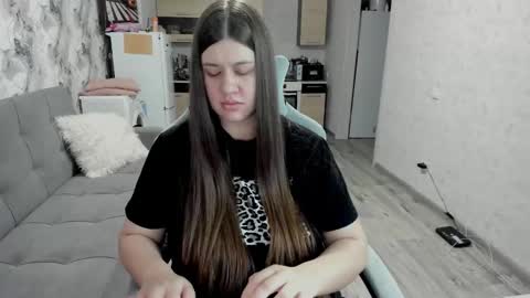 Aletta Oushen online show from November 2025 11:36:02 AM