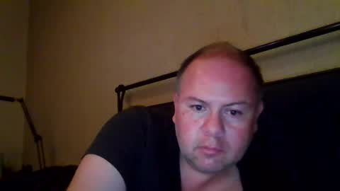 Snapshot of aleveg__101 chatting on June 2026 04:28:02 AM aleveg__101 online show from June 2026 04:28:02 AM
