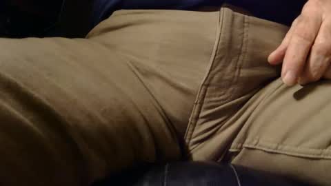 alevex1979 online show from January 2025 09:45:01 PM