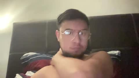 Snapshot of alex140601 chatting on January 2025 12:21:02 AM Alex online show from January 2025 12:21:02 AM