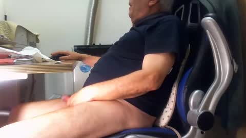 alex47100 online show from December 2024 03:33:02 PM