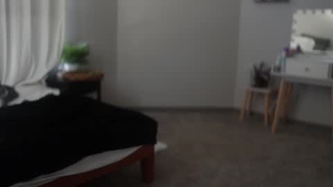 alex  online show from February 2025 08:15:01 PM