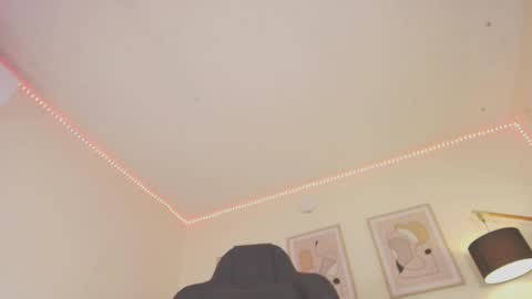 Alexa online show from February 2025 04:57:01 PM