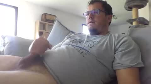 Snapshot of alex90080 chatting on April 2026 07:42:01 AM alex90080 online show from April 2026 07:42:01 AM