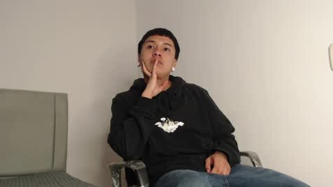 Owen online show from April 2026 04:13:02 AM