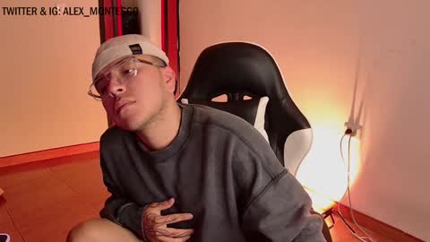 Snapshot of alex__montesco chatting on February 2025 08:35:01 AM Alex online show from February 2025 08:35:01 AM