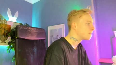 Snapshot of alex__sweet chatting on March 2026 08:18:01 AM your Alex online show from March 2026 08:18:01 AM